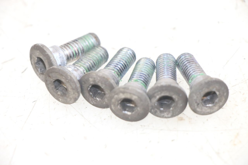 photo de BRAKE DISC BOLT HONDA CA REBEL 125 (1995 - 2001)