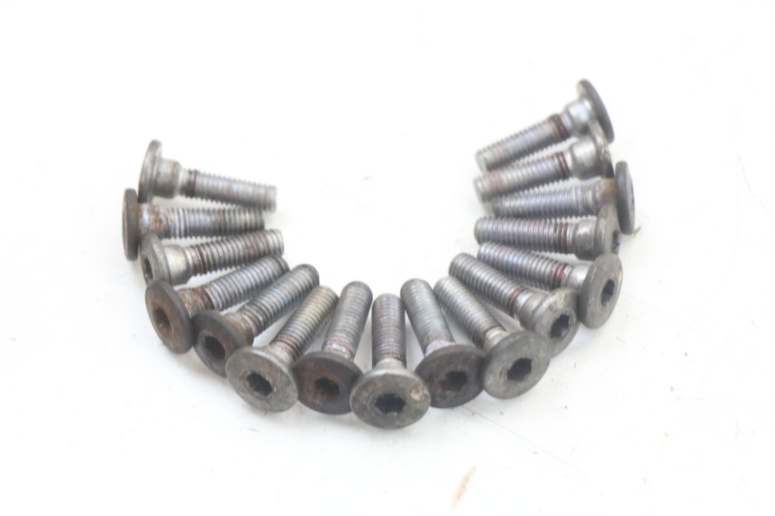 photo de BRAKE DISC BOLT KAWASAKI GTR 1000 (1994 - 2004)