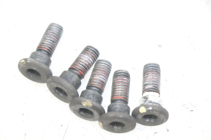 photo de BRAKE DISC BOLT KYMCO AGILITY 16+ 4T 50 (2018 - 2023)