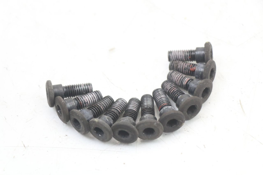 photo de BRAKE DISC BOLT KYMCO X-TOWN XTOWN 125 (2016 - 2021)