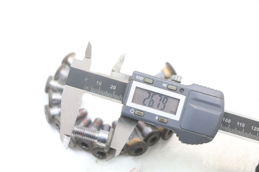 photo de BRAKE DISC BOLT HONDA NTV DEAUVILLE 650 (1998 - 2001)