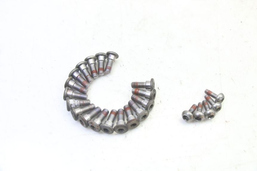 photo de BRAKE DISC BOLT HONDA NTV DEAUVILLE 650 (2001 - 2006)