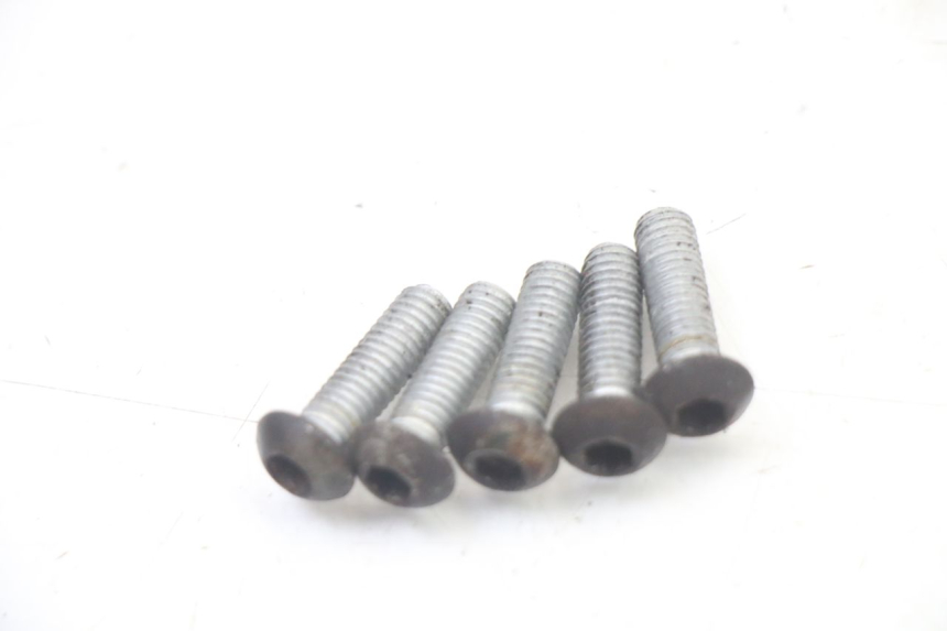 photo de BRAKE DISC BOLT PIAGGIO FLY 2T 50 (2004 - 2017)