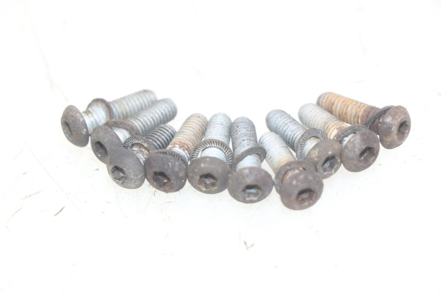 photo de BRAKE DISC BOLT PIAGGIO X9 EVOLUTION 125 (2003 - 2007)