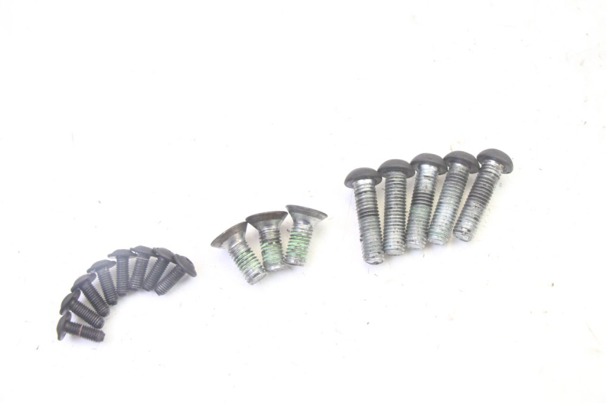 photo de BRAKE DISC BOLT PEUGEOT SATELIS 125 (2013 - 2018)