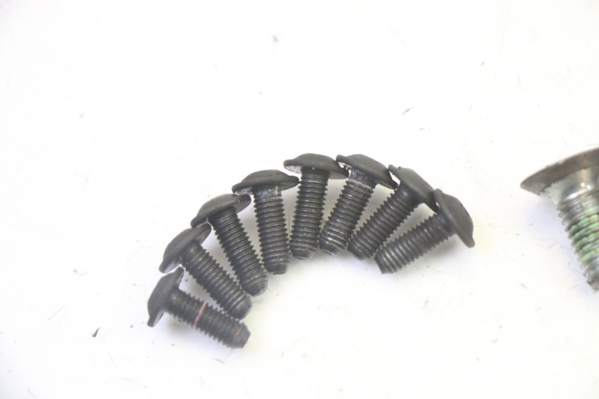 photo de BRAKE DISC BOLT PEUGEOT SATELIS 125 (2013 - 2018)