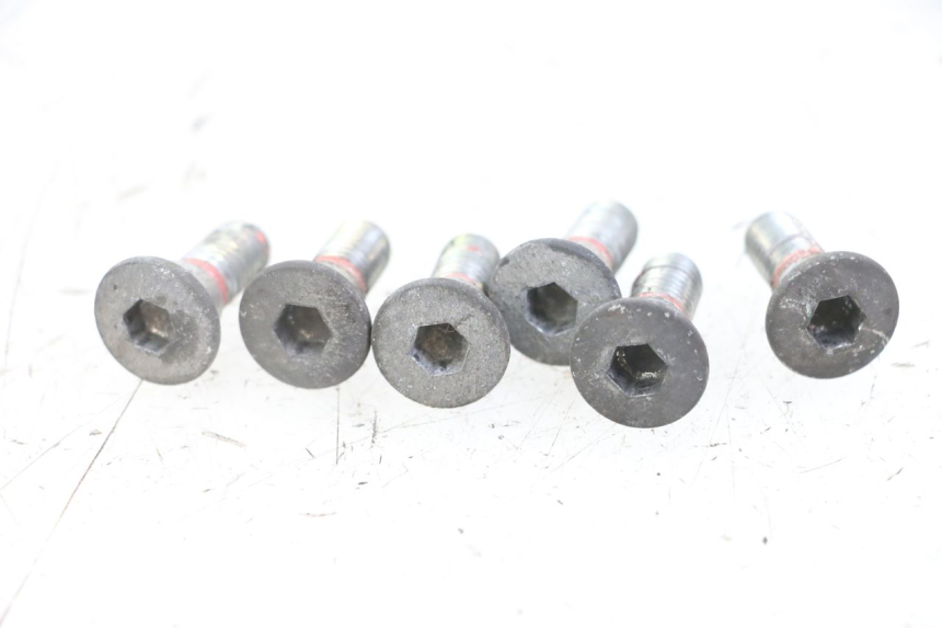 photo de BRAKE DISC BOLT SUZUKI BURGMAN 125 (2018 - 2021)