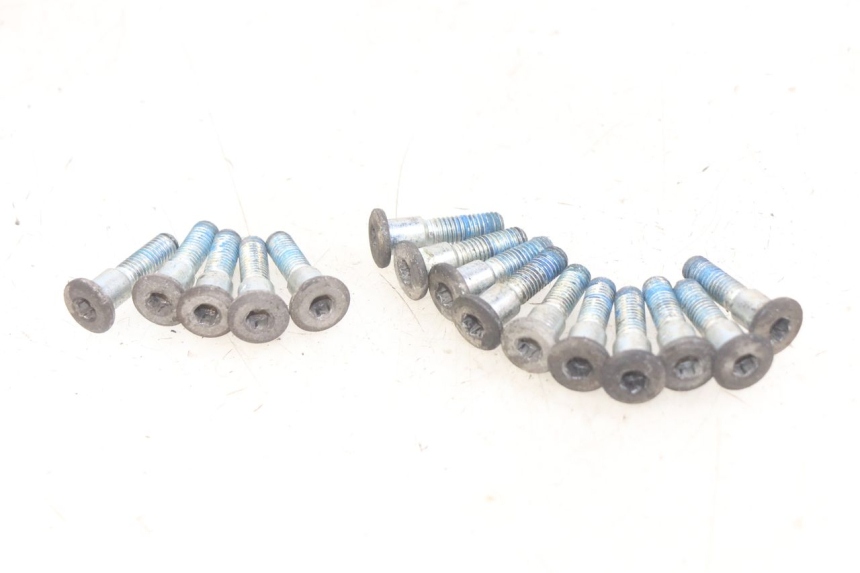 photo de BRAKE DISC BOLT SUZUKI SV N 650 (1999 - 2002)