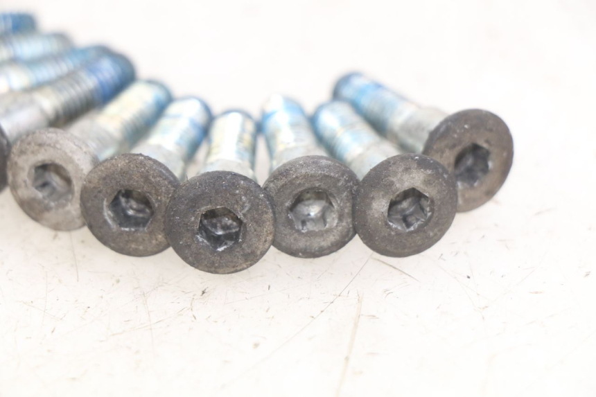 photo de BRAKE DISC BOLT SUZUKI SV N 650 (1999 - 2002)