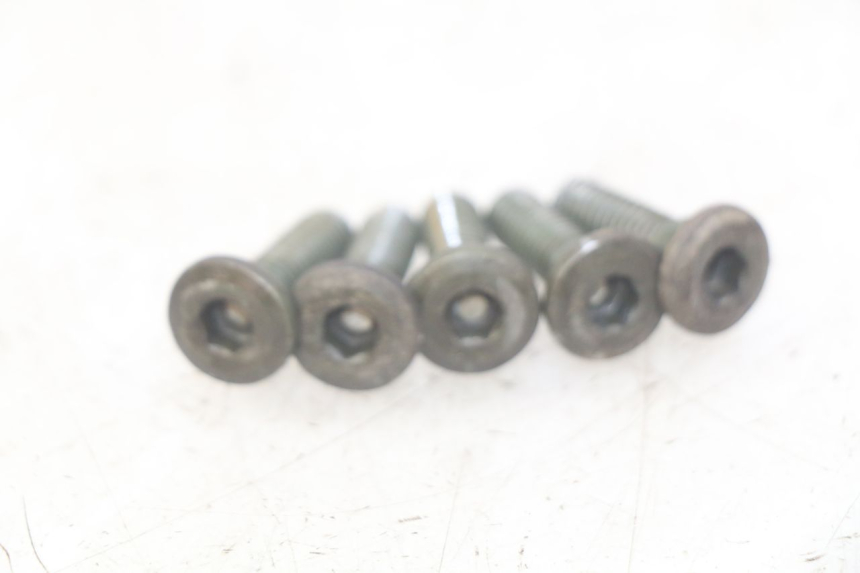 photo de BRAKE DISC BOLT SYM WOLF SB 125 (2011 - 2018)