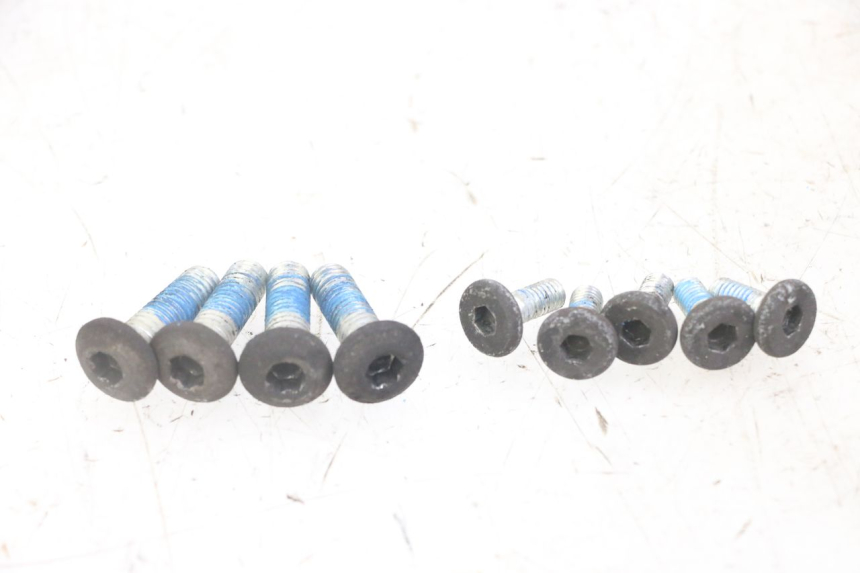 photo de BRAKE DISC BOLT YAMAHA X-MAX XMAX 125 (2010 - 2014)