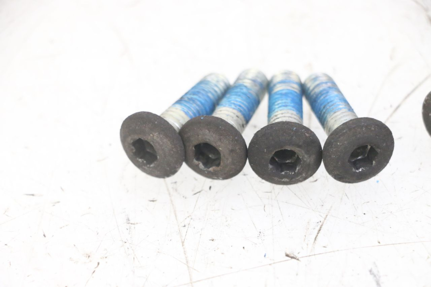 photo de BRAKE DISC BOLT YAMAHA X-MAX XMAX 125 (2010 - 2014)
