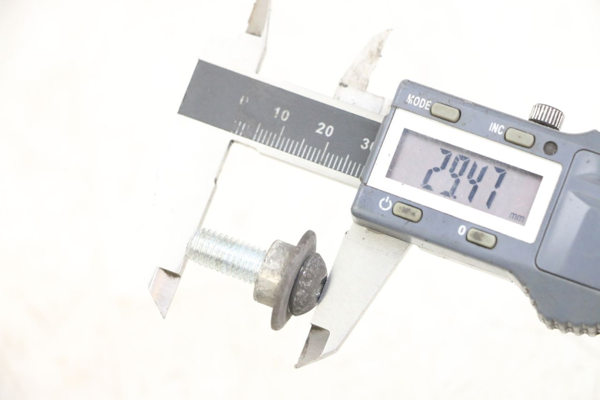 photo de BRAKE DISC BOLT PIAGGIO X10 125 (2012 - 2017)