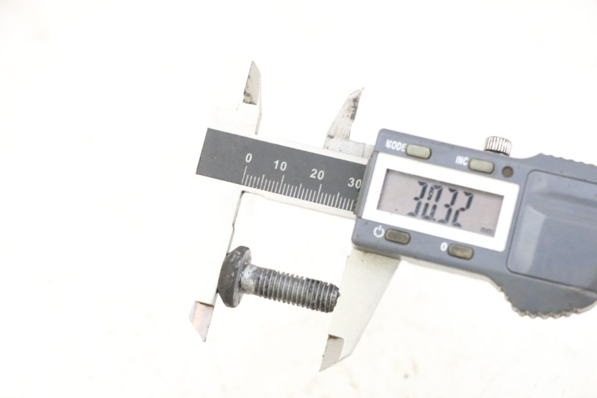 photo de BRAKE DISC BOLT YAMAHA XJN DIVERSION 600 (2000 - 2003)