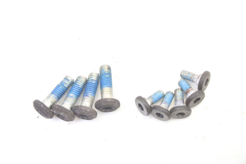 photo de BRAKE DISC BOLT YAMAHA XMAX X-MAX 125 (2006 - 2009)