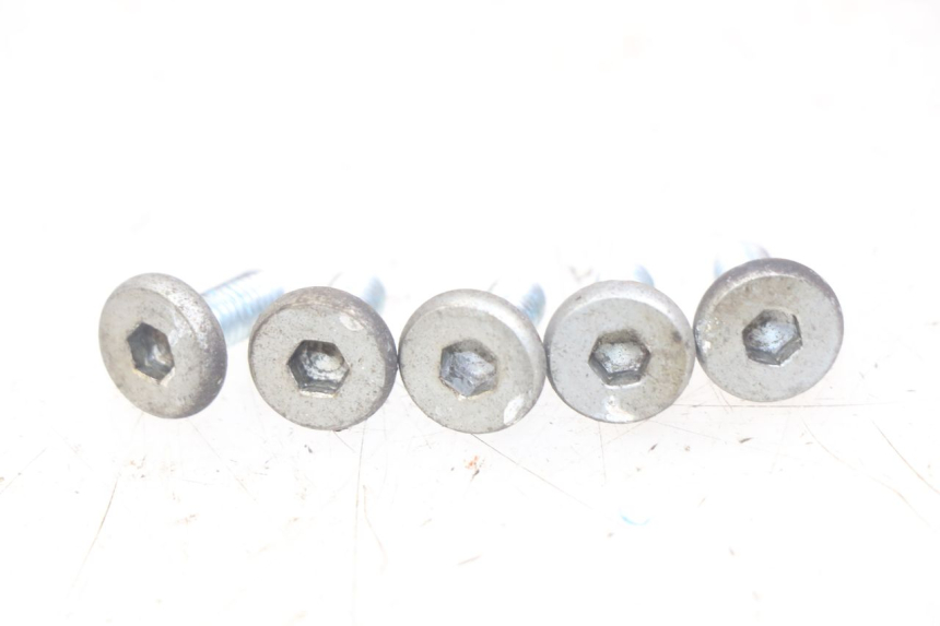 photo de BRAKE DISC BOLT YAMAHA X-MAX XMAX 125 (2010 - 2014)