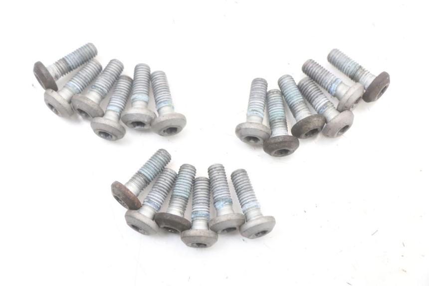 photo de BRAKE DISC BOLT YAMAHA XJS DIVERSION 600 (1997 - 1999)