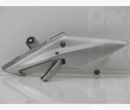 HONDA_FJS SILVER WING ABS_PLATINE CALE PIED ARRIERE DROIT